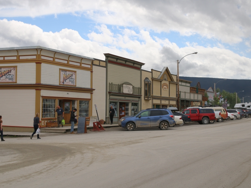 Dawson City 1 037